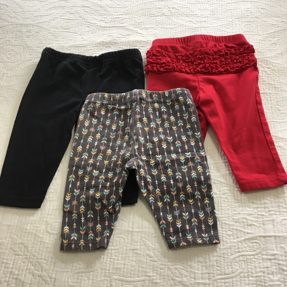 3-6m (5/$20) 3 Pairs of Leggings